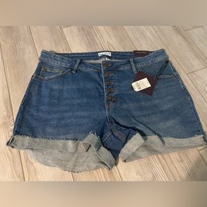Ava and Viv Women’s Shorts Size 16